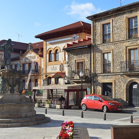 Hotel Neptuno Villaviciosa  Exteriér fotografie